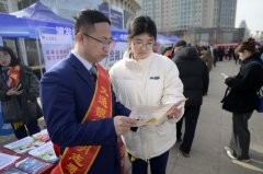 成为拉动经济增加的“从引擎”